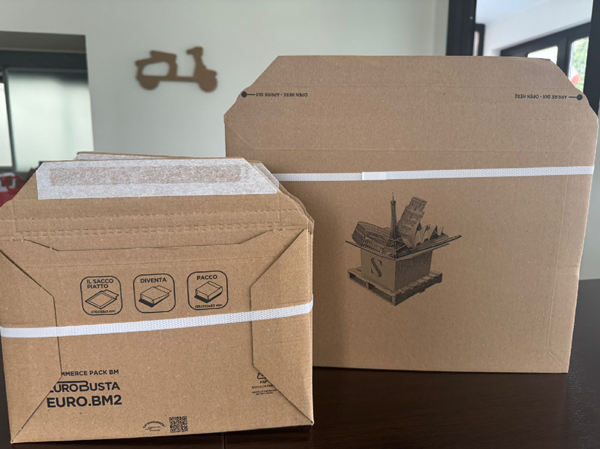 Busta e-commerce in cartone ondulato